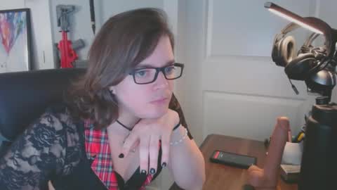 Snapshot of summerthesmall chatting on 5, 2, 2025 Summer The Small online show from 5, 2, 2025