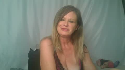 Summerxoxo69 online show from 14, 7, 2026