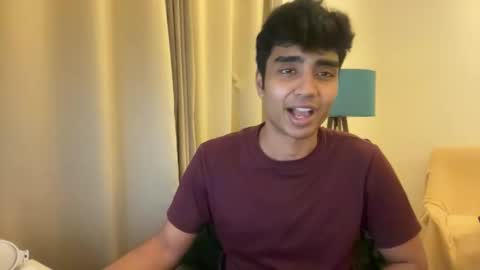 Snapshot of summiter chatting on 3, 10, 2025 summiter online show from 3, 10, 2025