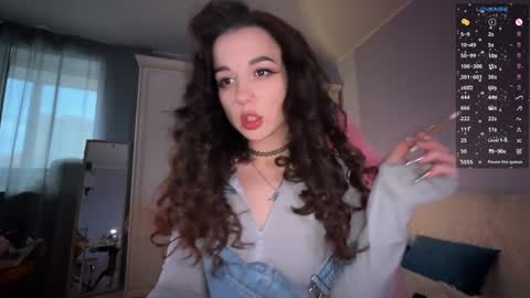 Miss Nelly online show from 8, 12, 2024