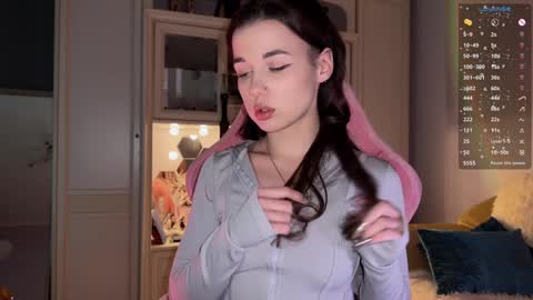 Miss Nelly online show from 13, 12, 2024