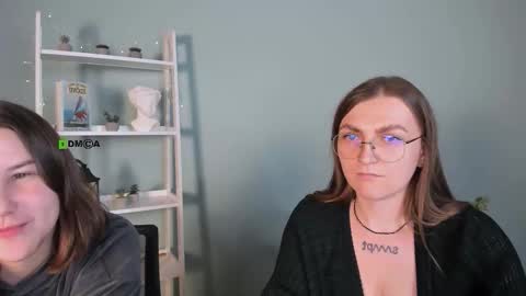 Snapshot of sun_julia chatting on 10, 11, 2025 sun_julia online show from 10, 11, 2025