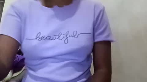 sunali_jain03 online show from 19, 12, 2025