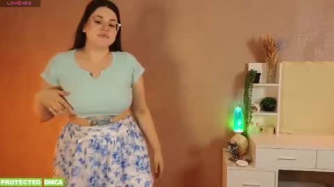 Snapshot of sunflower0907 chatting on 29, 7, 2026 Tina. Im topless model online show from 29, 7, 2026