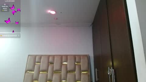 Snapshot of sunflower_dance chatting on 6, 11, 2025 Jeraldine online show from 6, 11, 2025