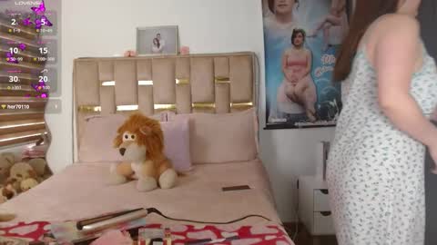 Snapshot of sunflower_dance chatting on 11, 11, 2025 Jeraldine online show from 11, 11, 2025