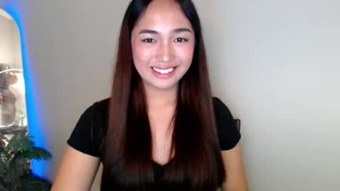 Snapshot of sunkist_mwhh chatting on 16, 12, 2025 harley online show from 16, 12, 2025