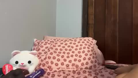 Snapshot of sunneeshellee chatting on 29, 4, 2026 sunneeshellee online show from 29, 4, 2026