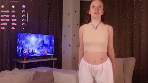 Snapshot of sunnfay chatting on 26, 10, 2025 Becky online show from 26, 10, 2025