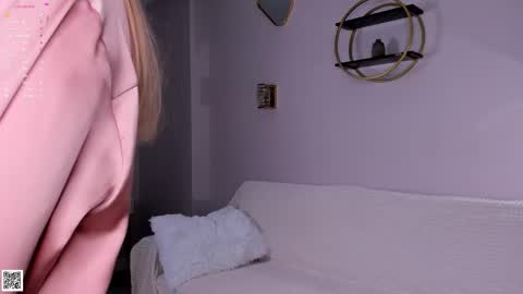 Lily online show from 13, 9, 2025