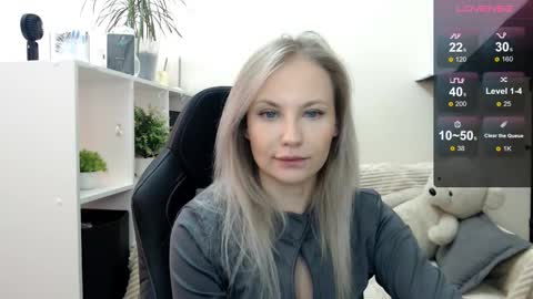 Naomi online show from 27, 10, 2025