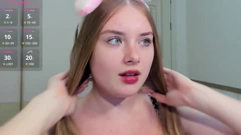 Snapshot of sunny_love__ chatting on 25, 11, 2025 Vanessa online show from 25, 11, 2025