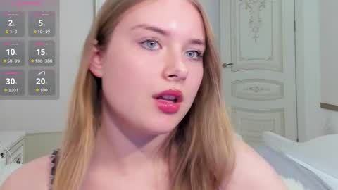 Snapshot of sunny_love__ chatting on 29, 11, 2025 Vanessa online show from 29, 11, 2025