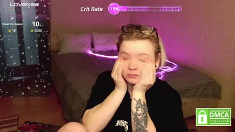 Snapshot of sunny_mood chatting on 4, 1, 2025 sunny mood online show from 4, 1, 2025