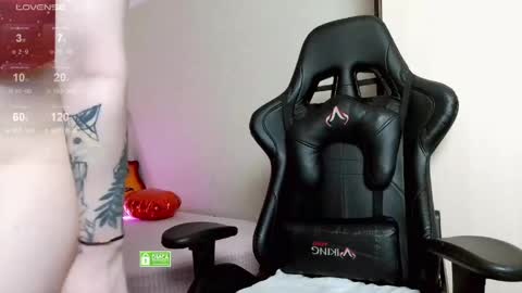 Snapshot of sunny_mood chatting on 16, 4, 2026 sunny mood online show from 16, 4, 2026