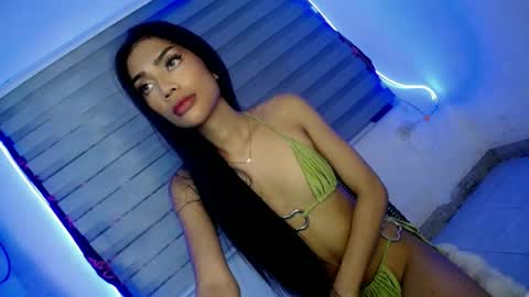 sunny_sexie online show from 7, 7, 2026