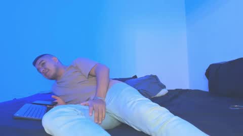 Snapshot of sunnyandevan chatting on 21, 9, 2025 Christian Vanessa online show from 21, 9, 2025