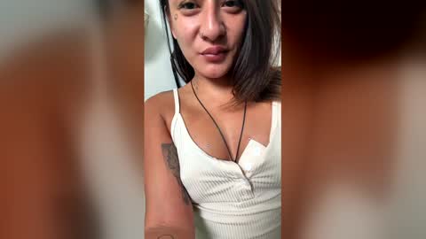 sunnybluee online show from 31, 5, 2026