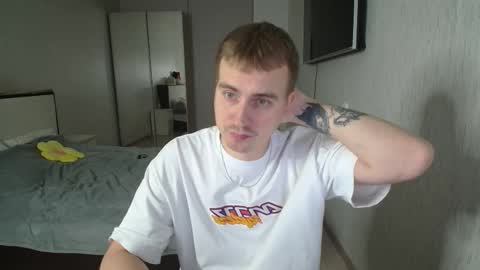 Snapshot of sunnydiamonds122 chatting on 13, 10, 2025 Rogher Diana online show from 13, 10, 2025