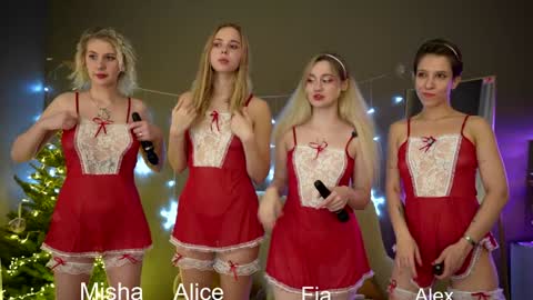 Snapshot of sunnyfia chatting on 23, 12, 2024 Fia  -  TG -  Mia -  Alice -  online show from 23, 12, 2024