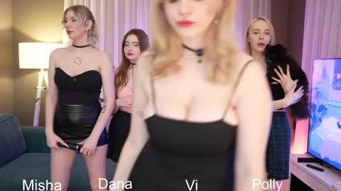 Snapshot of sunnyfia chatting on 19, 1, 2025 Fia  -  TG -  Mia -  Alice -  online show from 19, 1, 2025