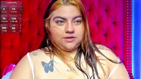 Snapshot of sunnyhoney_ chatting on 18, 6, 2026 Sunny online show from 18, 6, 2026