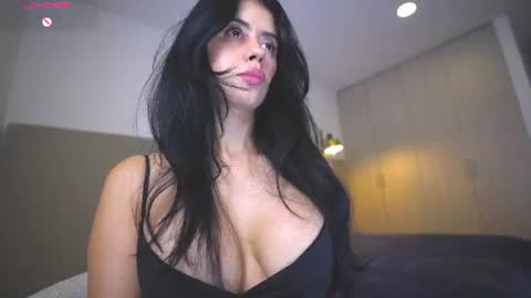 Snapshot of sunnymorrison chatting on 6, 7, 2026 sol online show from 6, 7, 2026