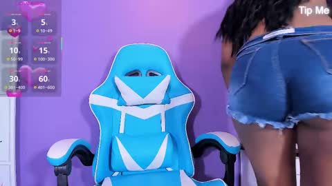      online show from 10, 2, 2025