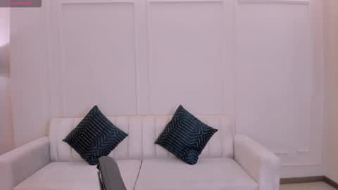 Sunny Rivers online show from 3, 12, 2025