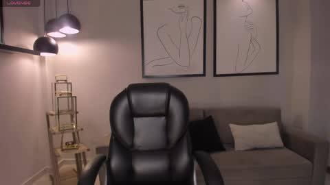 Sunny Rivers online show from 12, 4, 2026