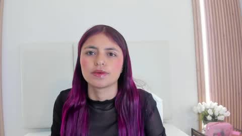 Snapshot of sunnywhitee chatting on 6, 5, 2026 sunnywhitee online show from 6, 5, 2026