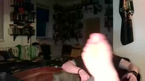 Snapshot of sunr1sa chatting on 28, 10, 2025 sunr1sa online show from 28, 10, 2025