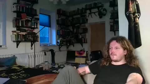 Snapshot of sunr1sa chatting on 6, 1, 2026 sunr1sa online show from 6, 1, 2026