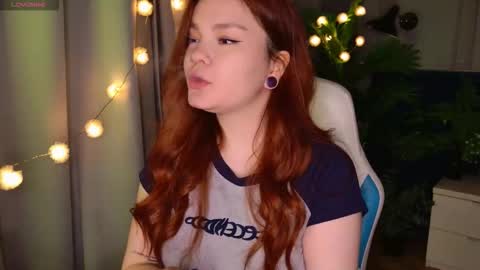 Snapshot of sunrise_enny chatting on 3, 10, 2025 sunrise_enny online show from 3, 10, 2025