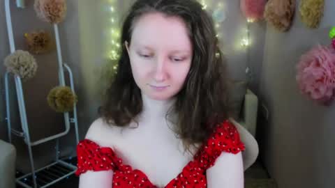 Snapshot of sunshine_blaze chatting on 22, 5, 2026 Alice online show from 22, 5, 2026