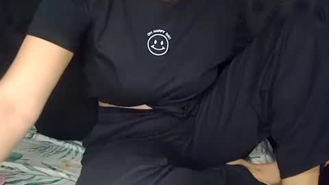 Snapshot of sunshine_days chatting on 17, 12, 2024 Annie online show from 17, 12, 2024