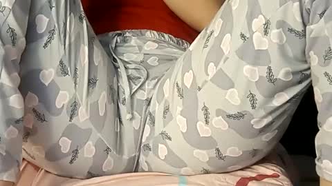 Snapshot of sunshine_days chatting on 17, 2, 2025 Annie online show from 17, 2, 2025