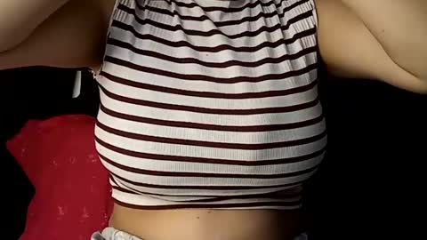 Snapshot of sunshine_days chatting on 18, 2, 2025 Annie online show from 18, 2, 2025