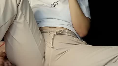 Snapshot of sunshine_days chatting on 19, 2, 2025 Annie online show from 19, 2, 2025