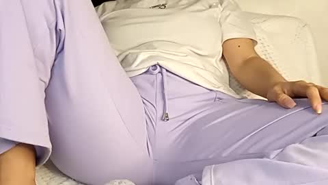 Snapshot of sunshine_days chatting on 12, 3, 2025 Annie online show from 12, 3, 2025