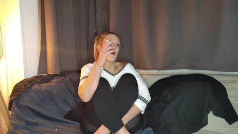 Snapshot of sunshine_diddy chatting on 10, 1, 2025 Ava online show from 10, 1, 2025