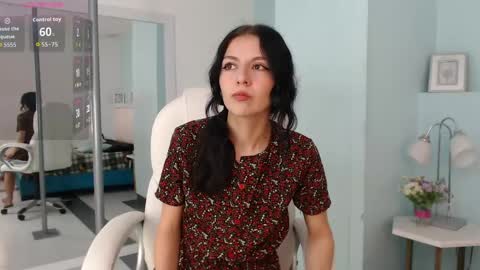 Snapshot of sunshine_gh1 chatting on 28, 4, 2026 Sunshine online show from 28, 4, 2026