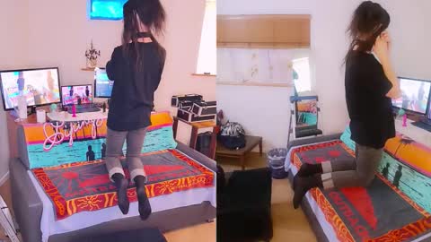 Snapshot of sunshine_sissy chatting on 8, 9, 2025 Sunshine online show from 8, 9, 2025