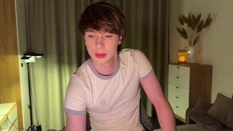 Snapshot of sunshinealex chatting on 8, 2, 2026 sunshinealex online show from 8, 2, 2026