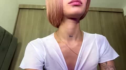 Snapshot of sunshinelizzy chatting on 23, 3, 2026 Valentina online show from 23, 3, 2026