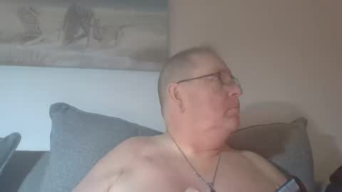 Sunspotbaby online show from 7, 11, 2025