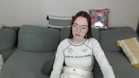 Snapshot of sunylily chatting on 23, 4, 2026 Lilith online show from 23, 4, 2026