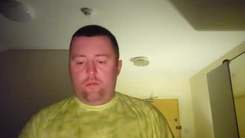 Snapshot of supawupadupasained chatting on 15, 12, 2025 FORMYLOVE online show from 15, 12, 2025