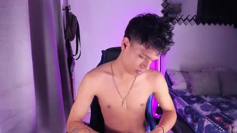 Snapshot of super_boys2 chatting on 23, 11, 2025 ALEX online show from 23, 11, 2025