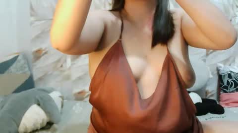 Snapshot of superb_ass25 chatting on 8, 4, 2026 KIMZY online show from 8, 4, 2026